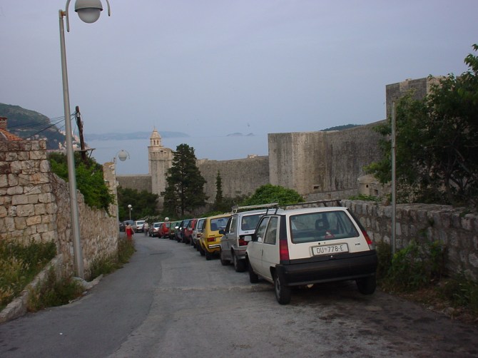 024_Blick auf Stadtmauern von DU