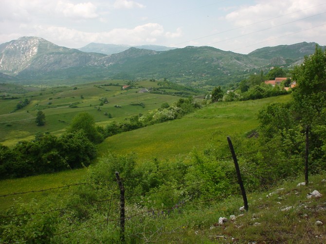 091_Ausblick von der Strasse BiH