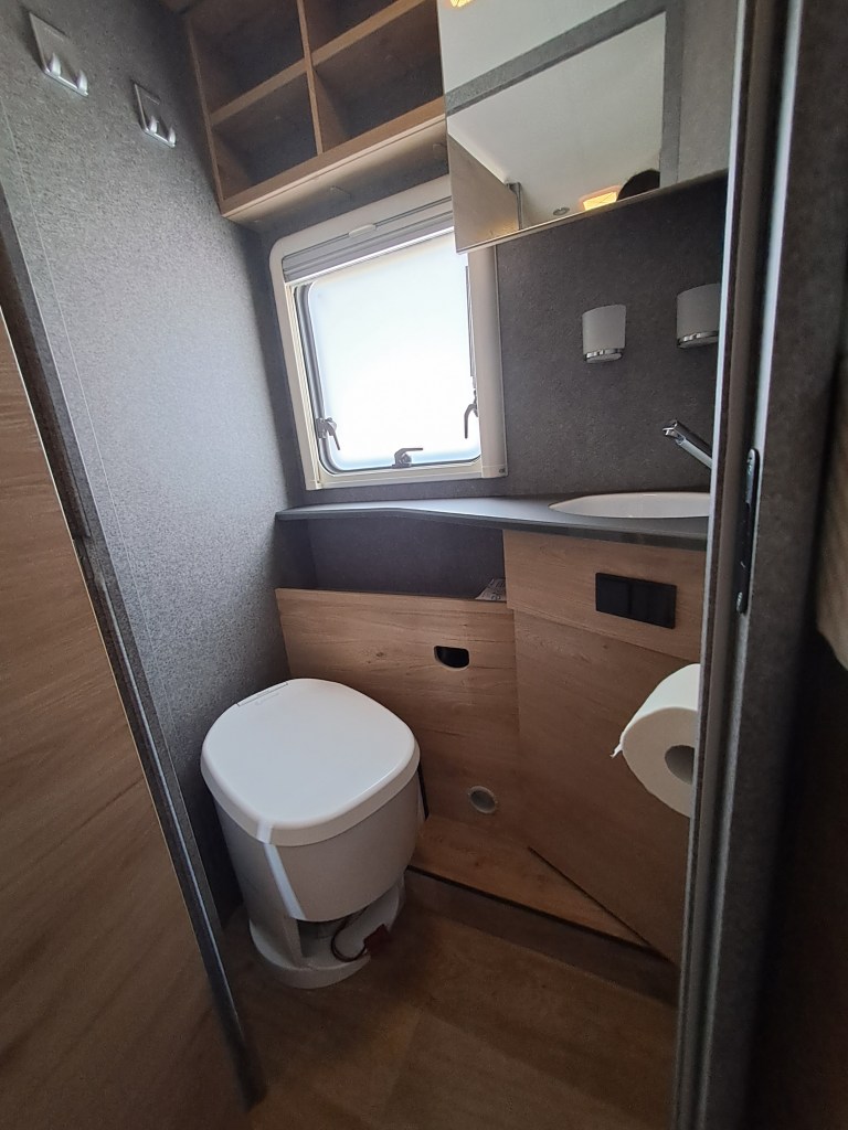 Stilles Örtchen (fast fertig montiert)